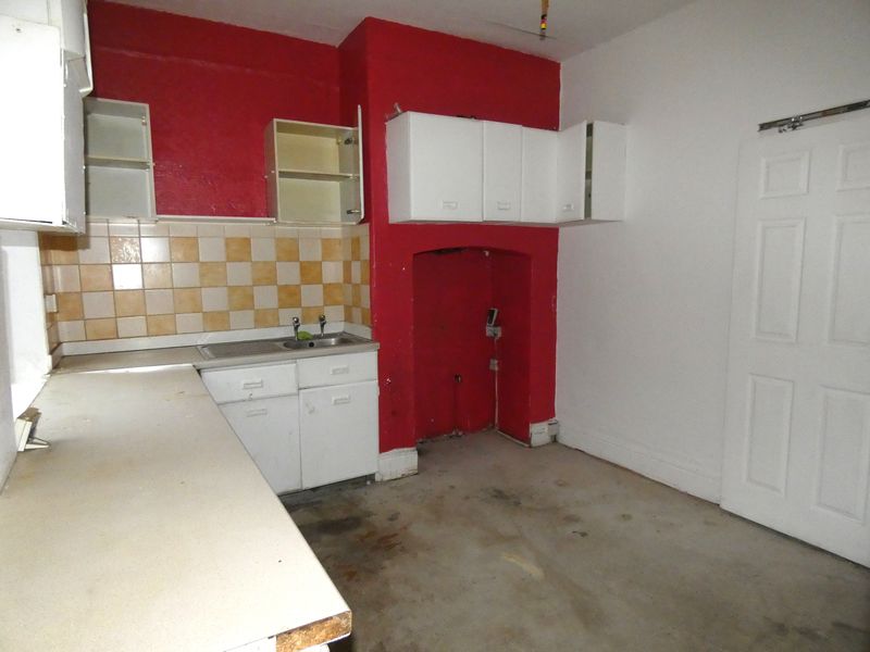 Kitchen/Breakfast- click for photo gallery